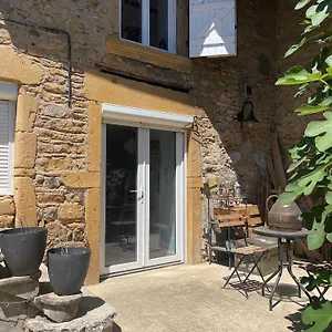 Appartement Petit Aux Portes Du Beaujolais, Saint-Germain-Nuelles